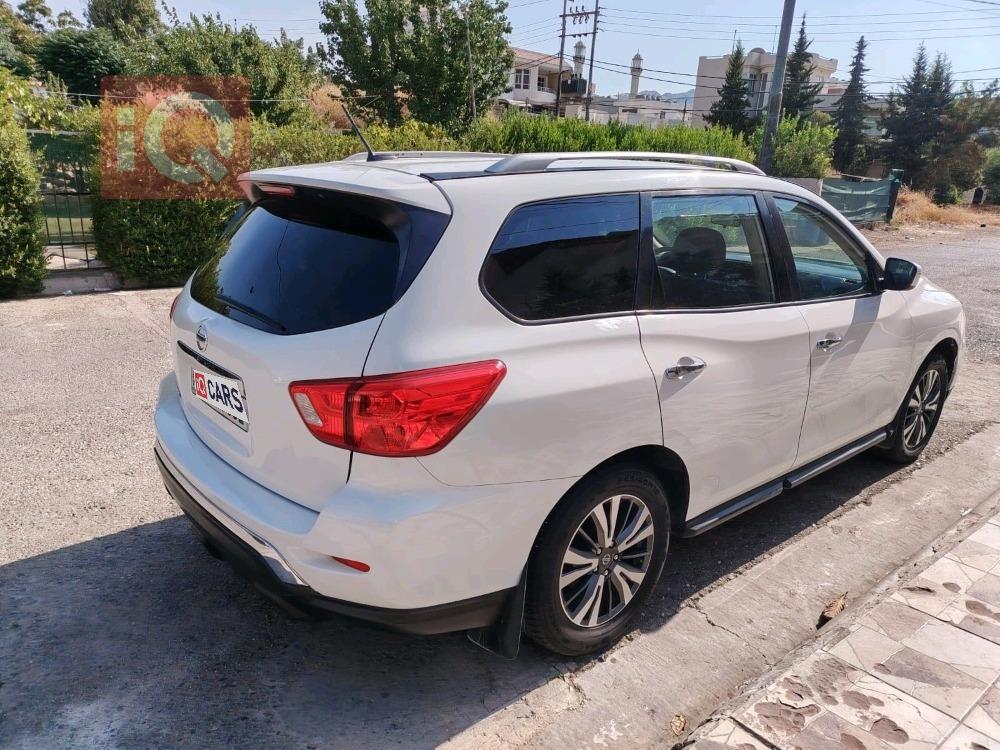 نيسان باثفايندر
